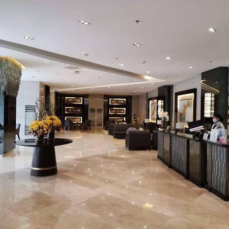 Penthouse Studio At Fame Residence 41St Floor, Shangrila-Megamall Manila Eksteriør billede