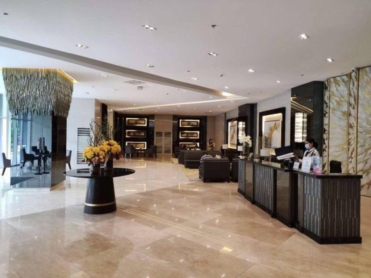 Penthouse Studio At Fame Residence 41St Floor, Shangrila-Megamall Manila Eksteriør billede