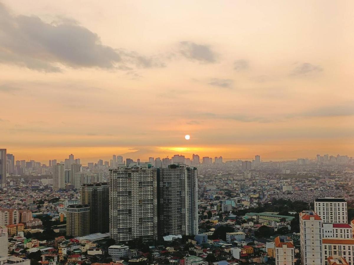 Penthouse Studio At Fame Residence 41St Floor, Shangrila-Megamall Manila Eksteriør billede