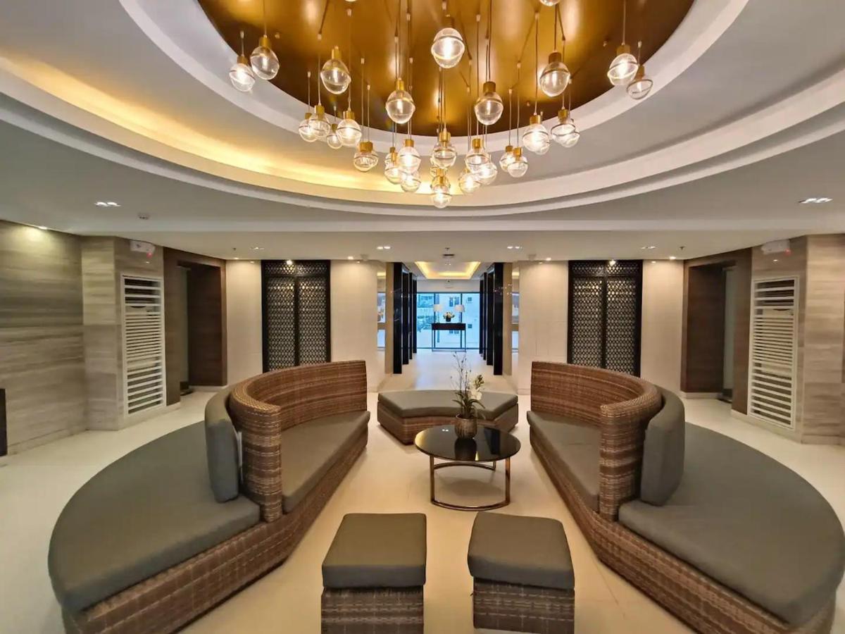 Penthouse Studio At Fame Residence 41St Floor, Shangrila-Megamall Manila Eksteriør billede